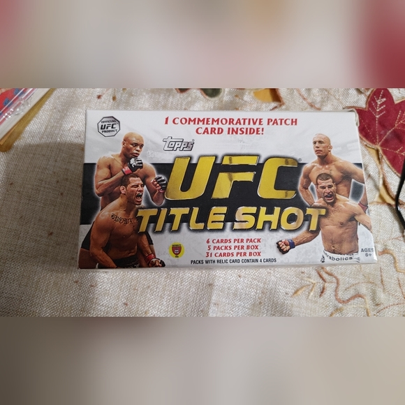 COPY - 2011 Topps UFC Tirle Shot trading cards USED - Picture 4 of 7